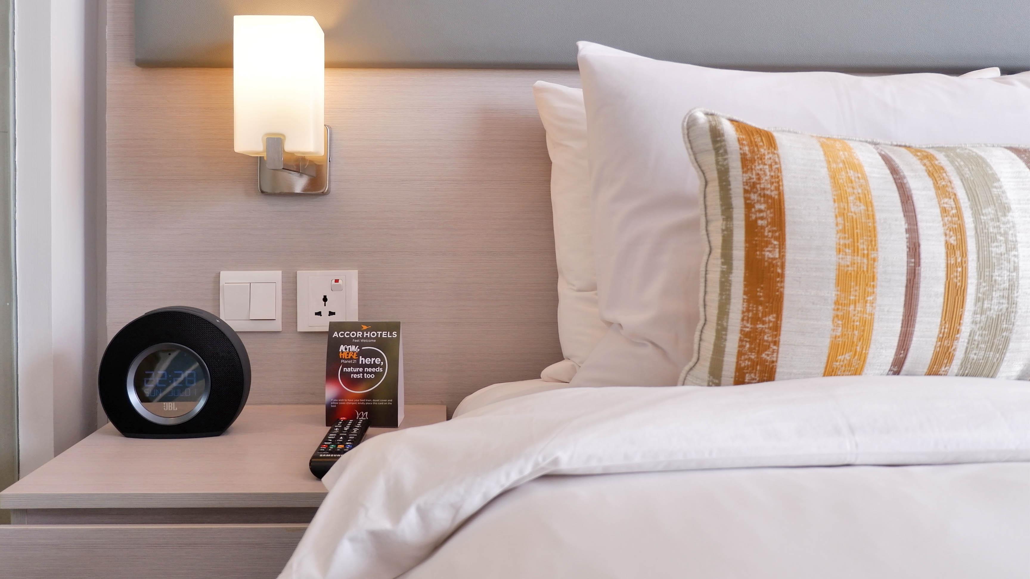 Mercure Jakarta Cikini Esterno foto