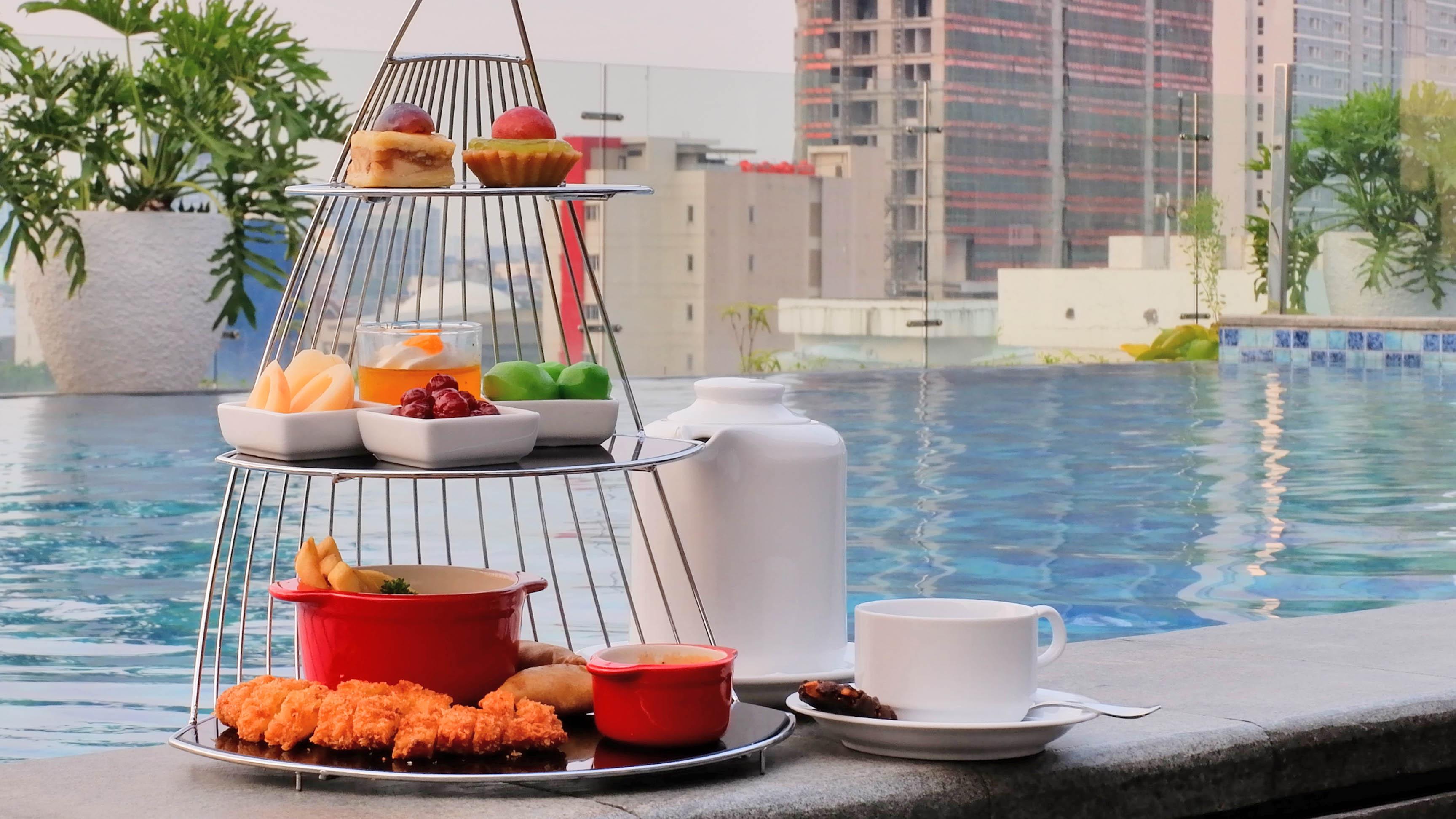 Mercure Jakarta Cikini Esterno foto