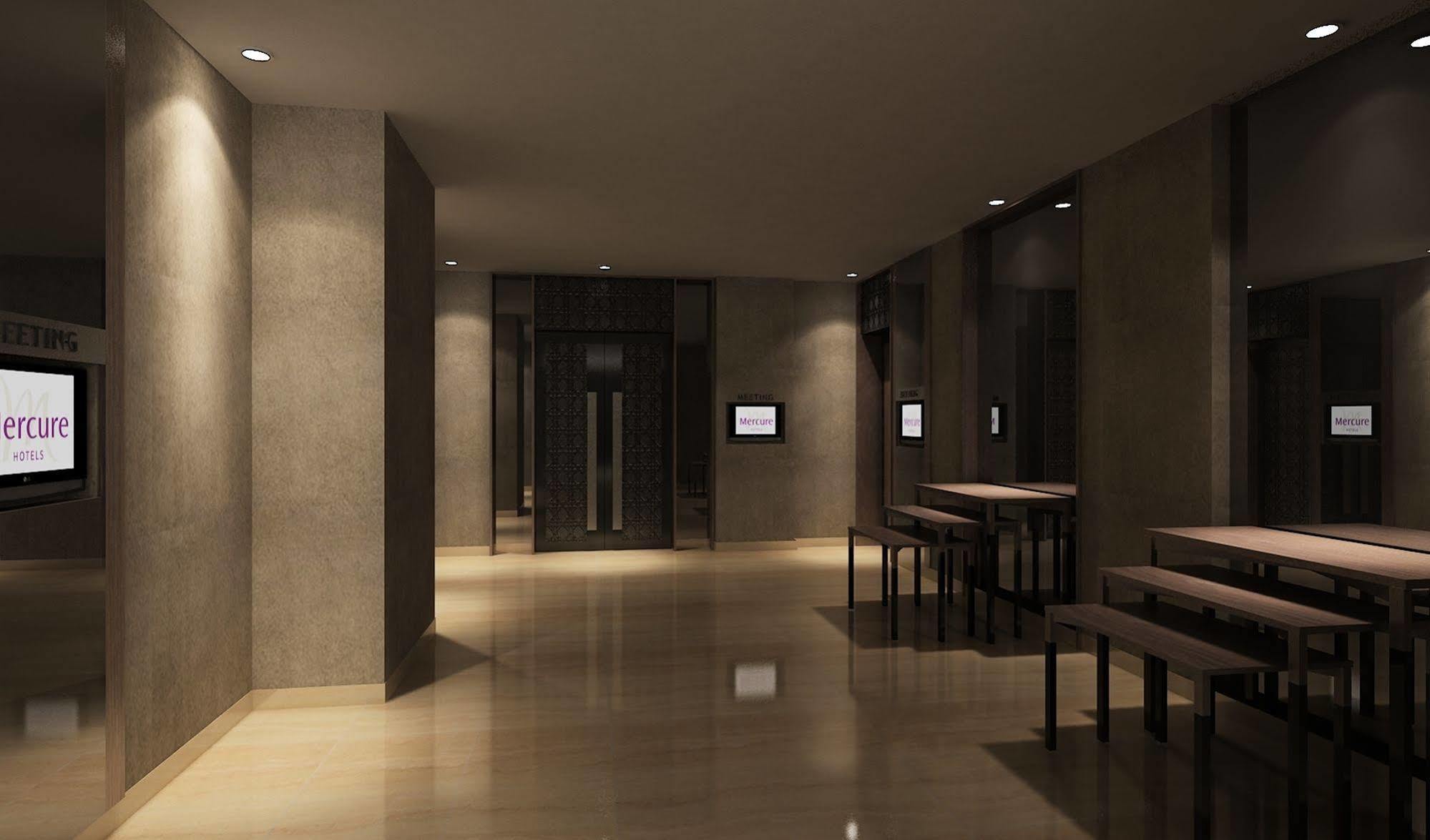 Mercure Jakarta Cikini Esterno foto